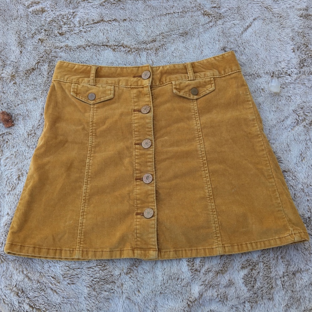 bdg corduroy skirt ☾